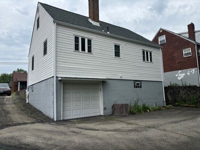 Building Photo - Beautiful Home for Rent