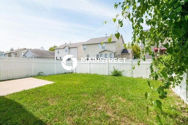 Building Photo - 3 Bedroom Pet-Friendly Home in Florissant,...