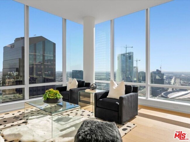 Building Photo - 877 Francisco St