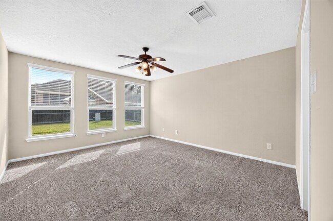 Building Photo - 7603 Kenmark Ln
