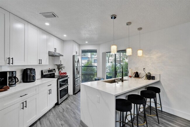 Building Photo - 3633 NW 6th St