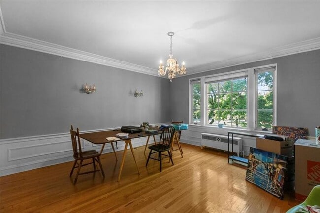Building Photo - 4 bedroom in Chicago IL 60647