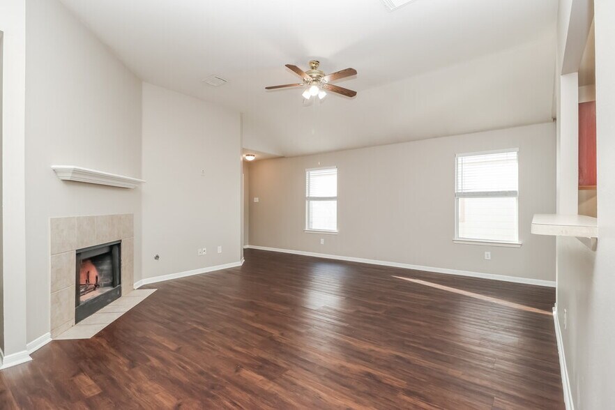 Building Photo - 16207 Imperial Forest Ln