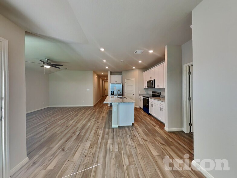 Building Photo - 5504 Shasta Pl
