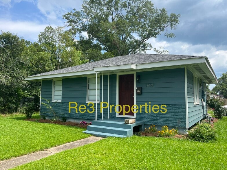 3B/1B $1250/mo - 1409 W Church St