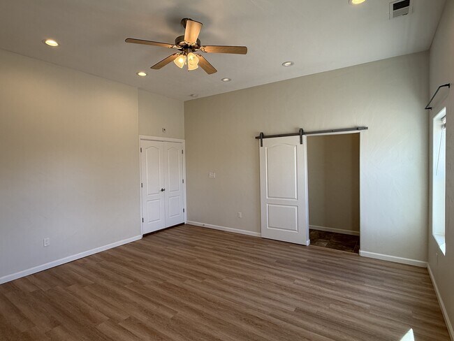 Building Photo - 2937 Washington St NE