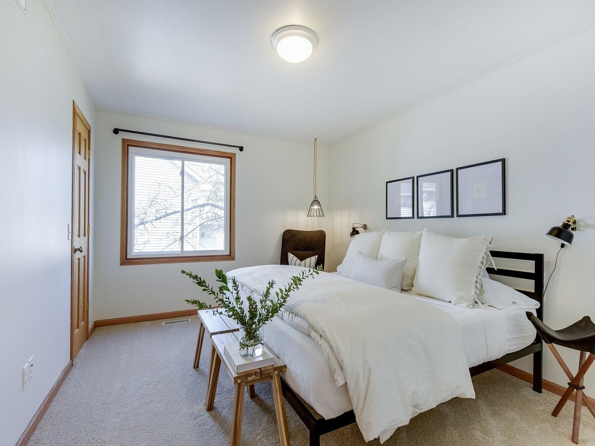 Building Photo - 17505 Rustic Hills Dr