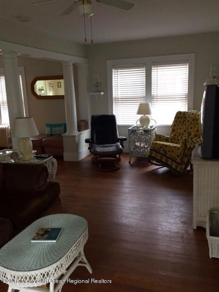 Building Photo - 318 15th Ave