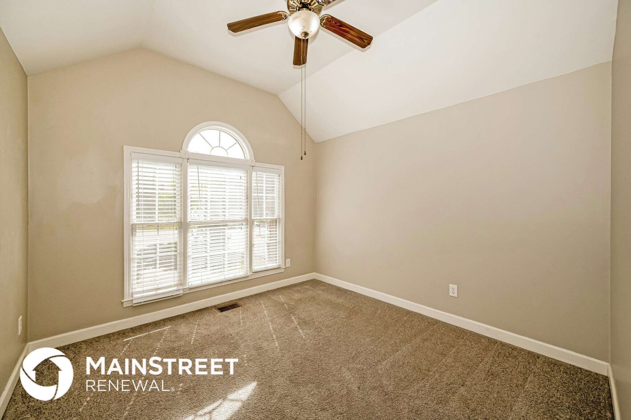 Building Photo - 2208 S Ashford Ct