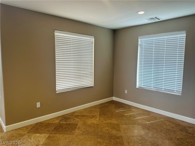 Building Photo - 5071 Penryn Ct