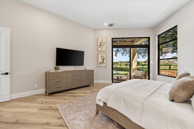 Building Photo - 2658 Players Ct