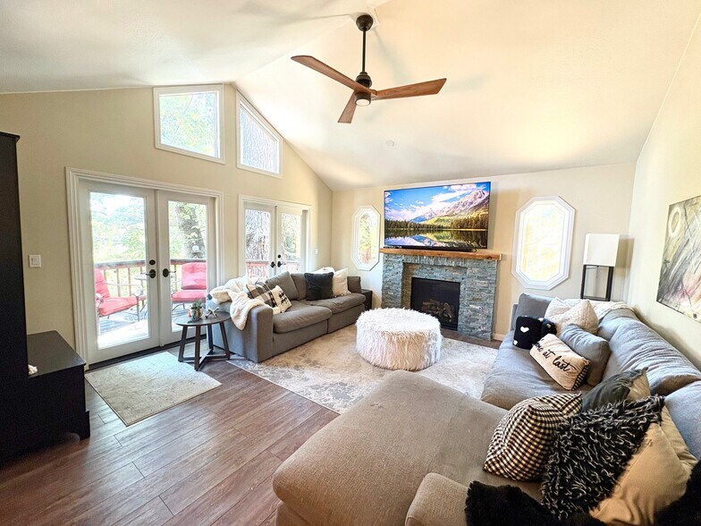 Building Photo - 24573 Altdorf Dr