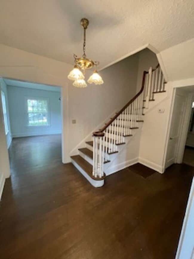 Building Photo - 1539 Isabel Ct