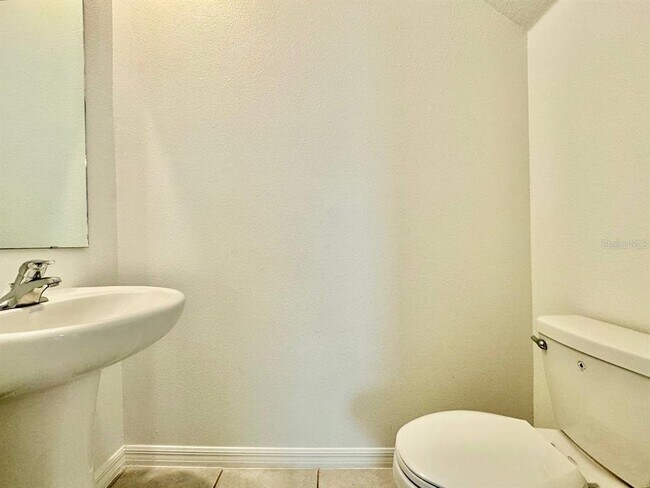 Building Photo - 6093 Acara Ln