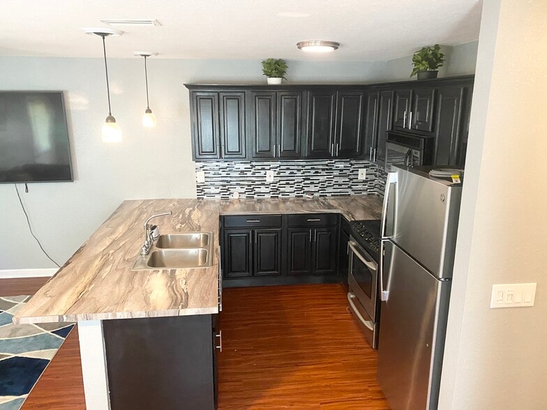 Unit#2 Kitchen - 1308 McCaskill Ave