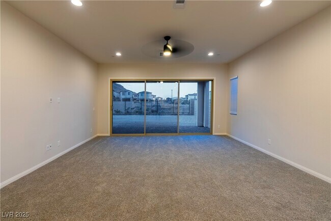 Building Photo - 11658 Hatchling Ave