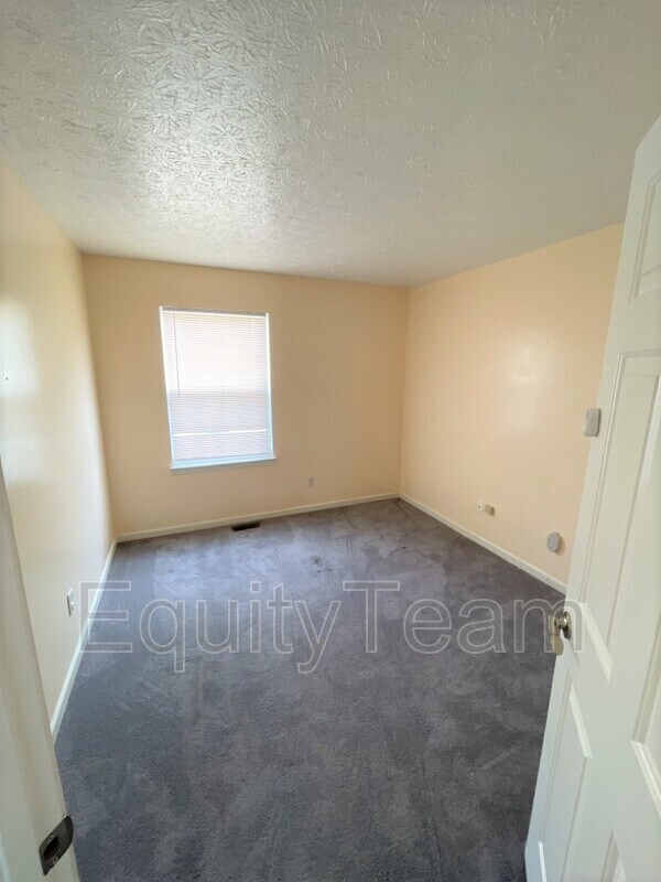 Building Photo - 432 Indian Lake Dr