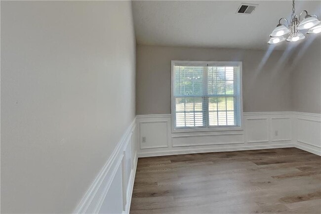 Building Photo - 1096 Sham Pointe Dr