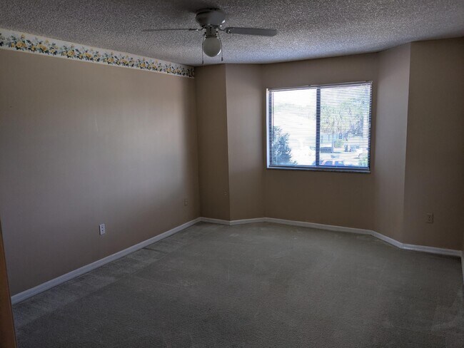 Building Photo - 3035 Finsterwald Dr