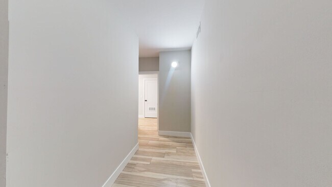 Building Photo - 353 Boyden Ave