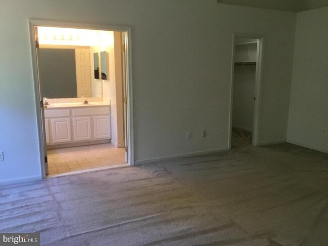 Building Photo - 5271 Ballycastle Cir