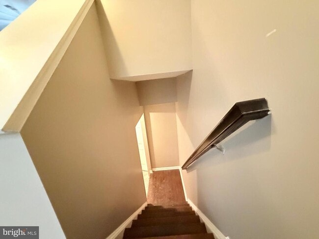 Building Photo - 4805 Cowslip Ct