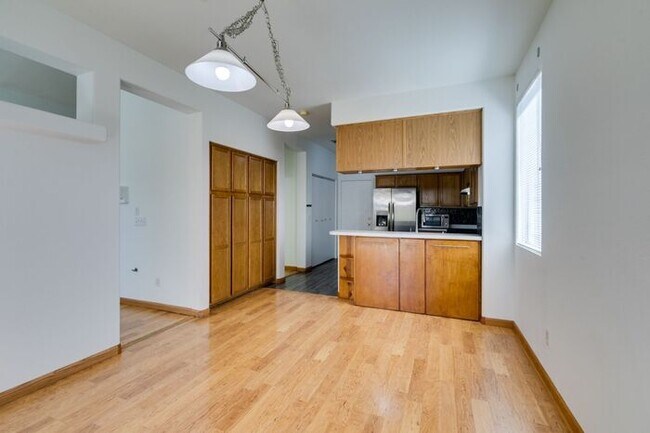 Building Photo - Charming Henderson Home on a Corner Cul-de-Sac Lot
