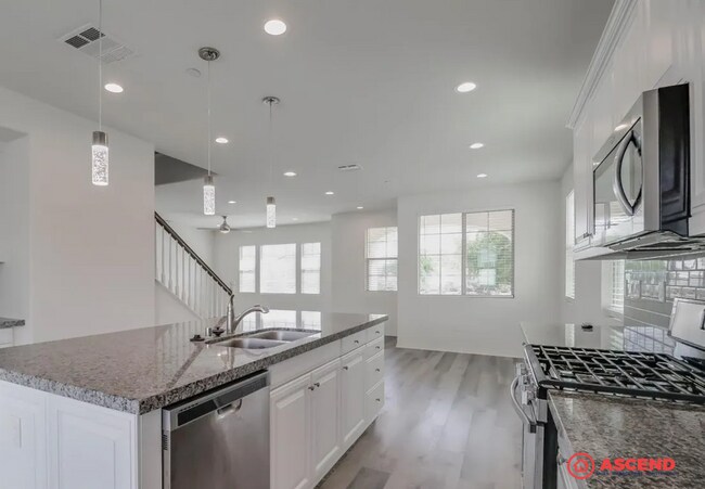 Building Photo - Stunning 4BR/3.5BA Home – 2,300 SqFt | Gated Community w/ Pool, Gym & Clubhouse | Gardener Included!