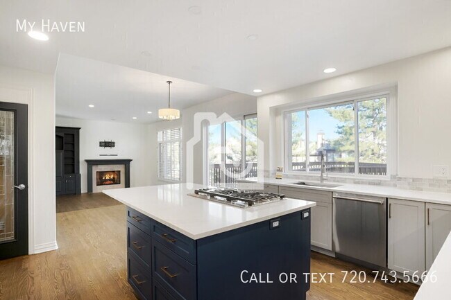 Building Photo - 2064 S Robb Way