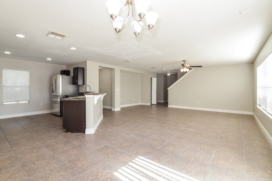 Building Photo - 2857 Breezy Meadow Rd