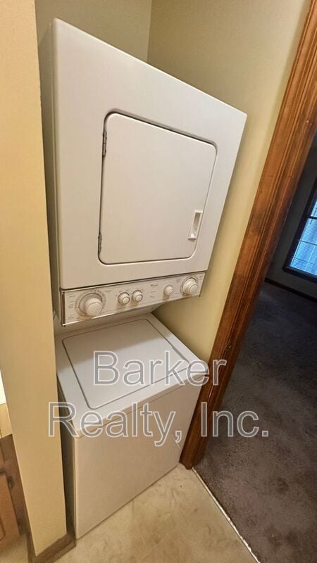 Building Photo - 3239 Mill Run