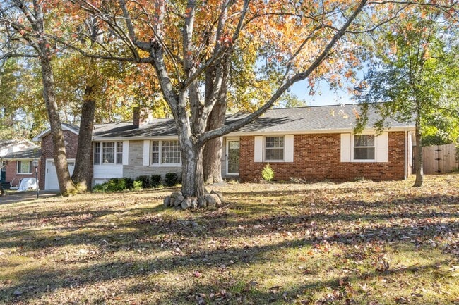Primary Photo - 27 Bunker Hill Rd