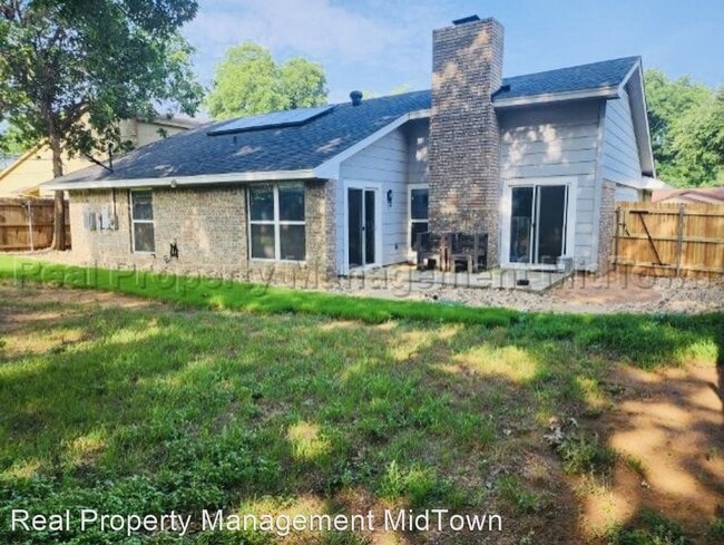 Building Photo - 3 br, 2 bath House - 703 Matthews Ct.