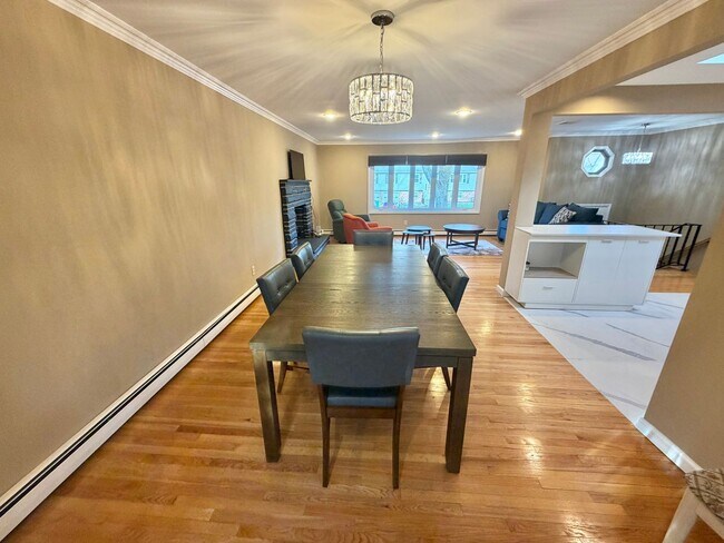 Building Photo - 29 Carriage Hill Ln