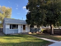 Building Photo - North Central 3 Bedroom Home