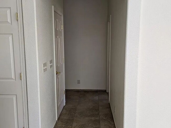 Building Photo - Close to everything...