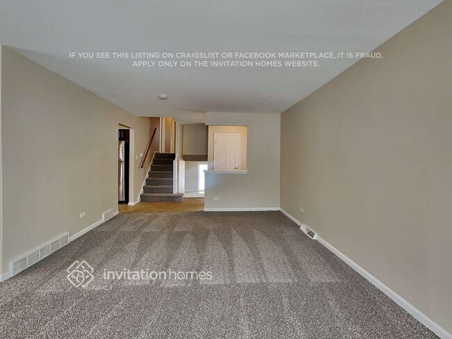 Building Photo - 240 Hale St