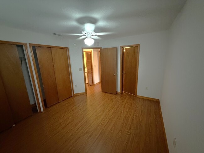 Building Photo - 3249 Villa Way Cir