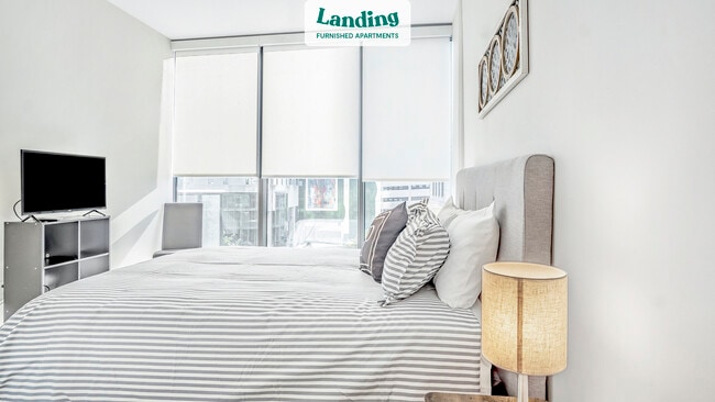 Building Photo - 3380 Peachtree Rd NE