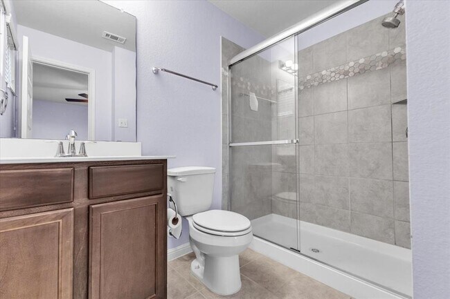 Building Photo - 440 Star Thistle St