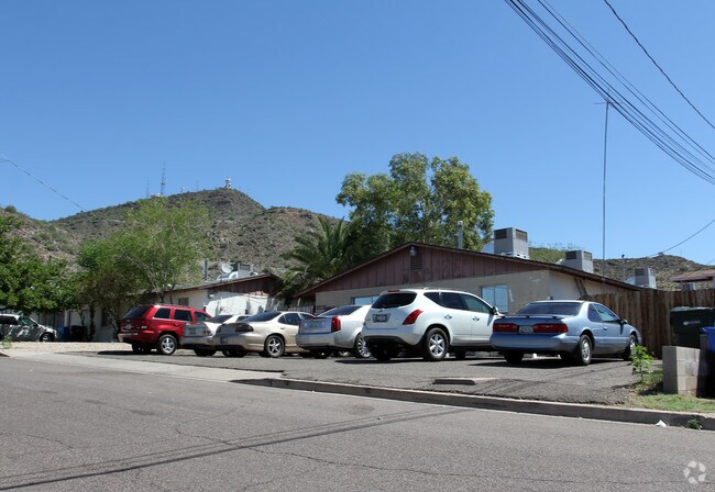Building Photo - (mountain Shadows Apartments)