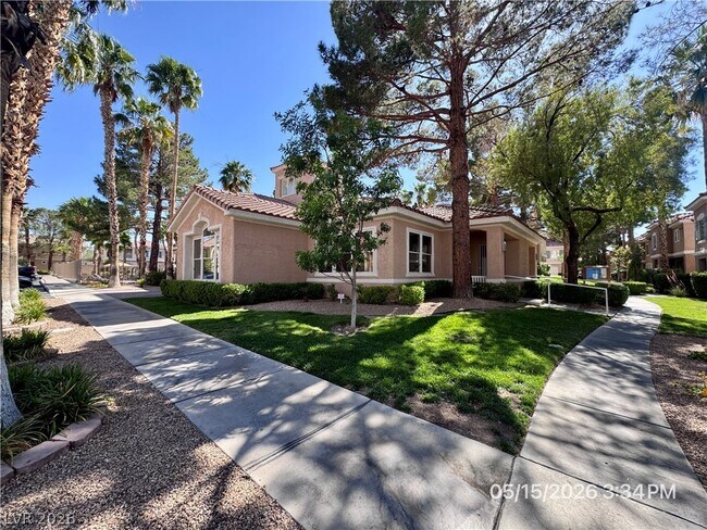 Building Photo - 251 S Green Valley Pkwy