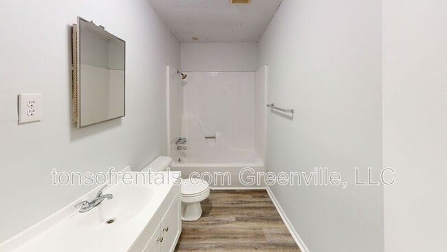 Building Photo - 404 Monks Grove Church Rd