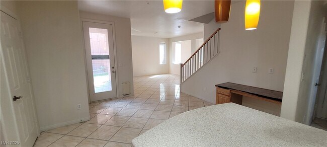 Building Photo - 8198 Rock Meadows Dr