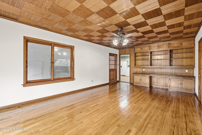 Building Photo - 418 Marguerite Blvd