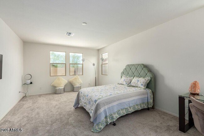 Building Photo - 40838 W Somers Dr