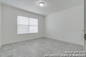 Building Photo - 9958 Panther Bay