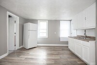 Building Photo - 9005 Union