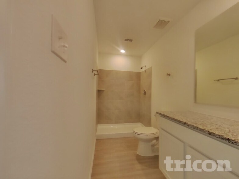 Building Photo - 11826 Hermosa Ln