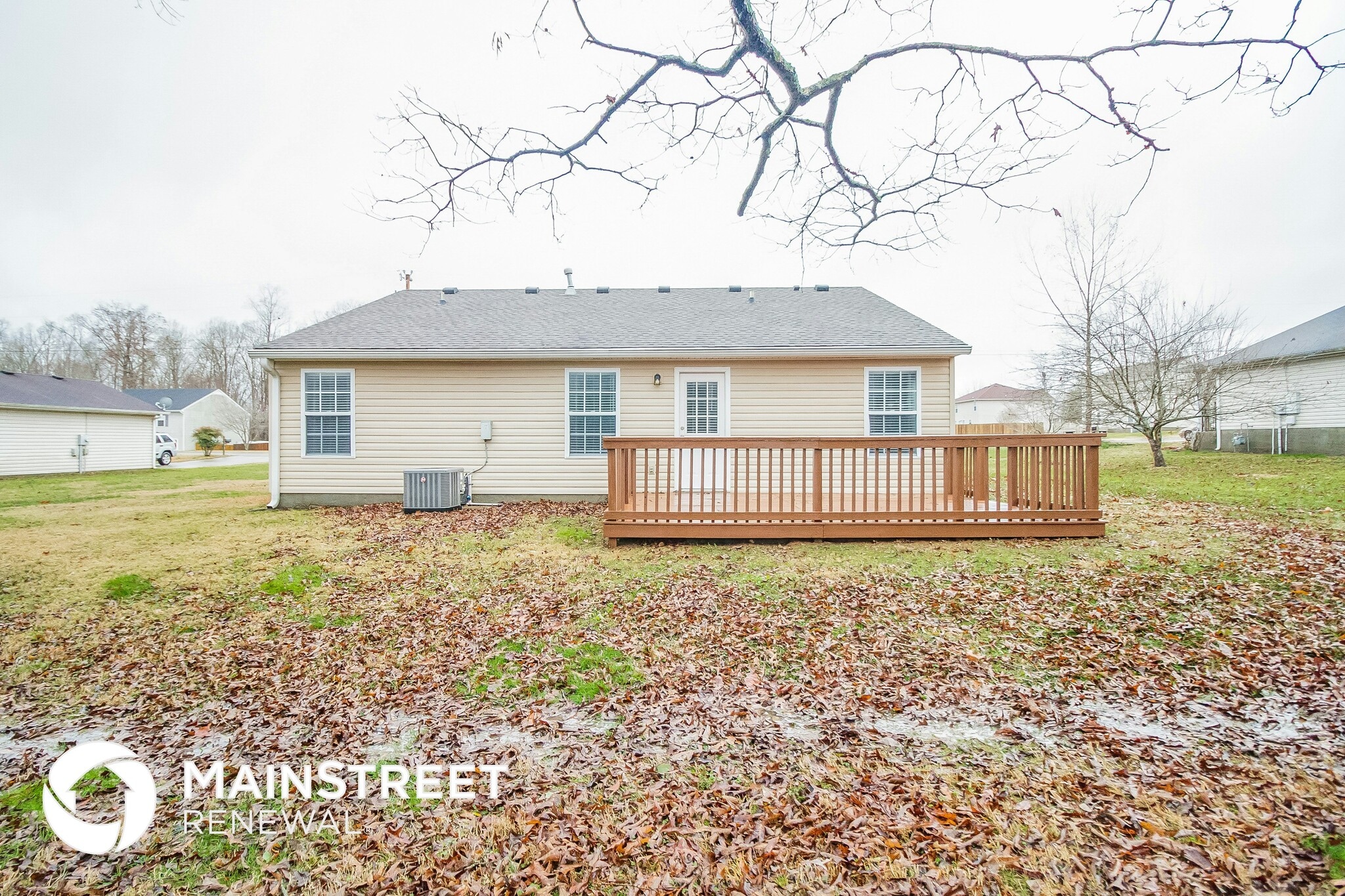 Building Photo - 7218 Hidden Lake Dr